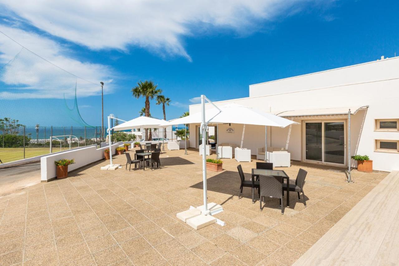 Hotel Residence Miramare Torre Vado Extérieur photo